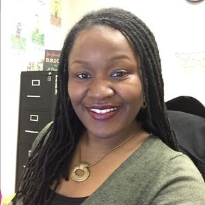 Meet your Posher, Ebony